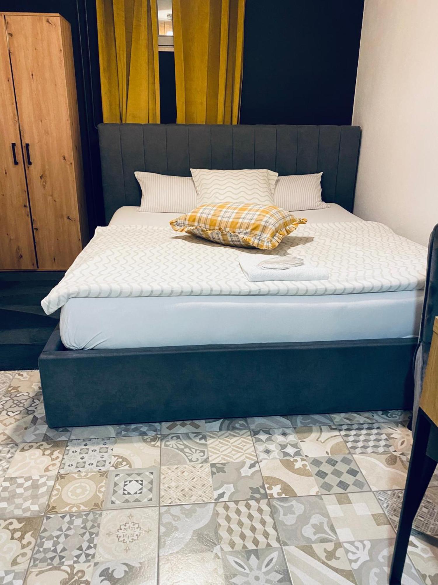Rooms & Apartment Zala Airport Shuttle Option Церкле на Горенскем Екстериор снимка